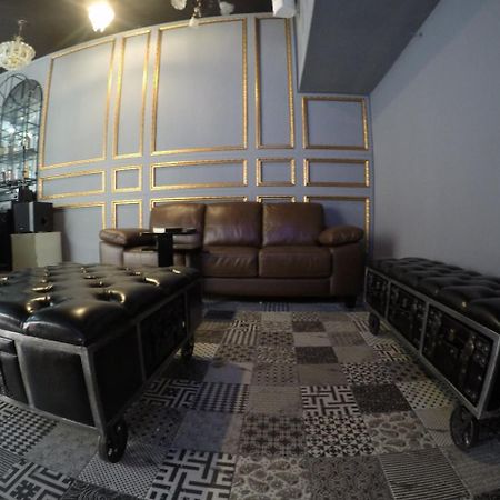 Nomad Hostel Меделин Екстериор снимка